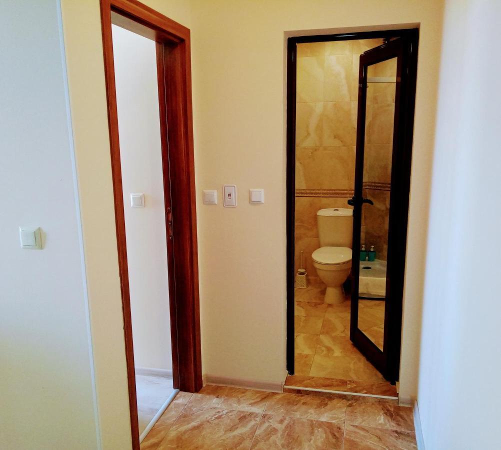 Private Apartament Sea View Sveti Vlas Apartment Екстериор снимка