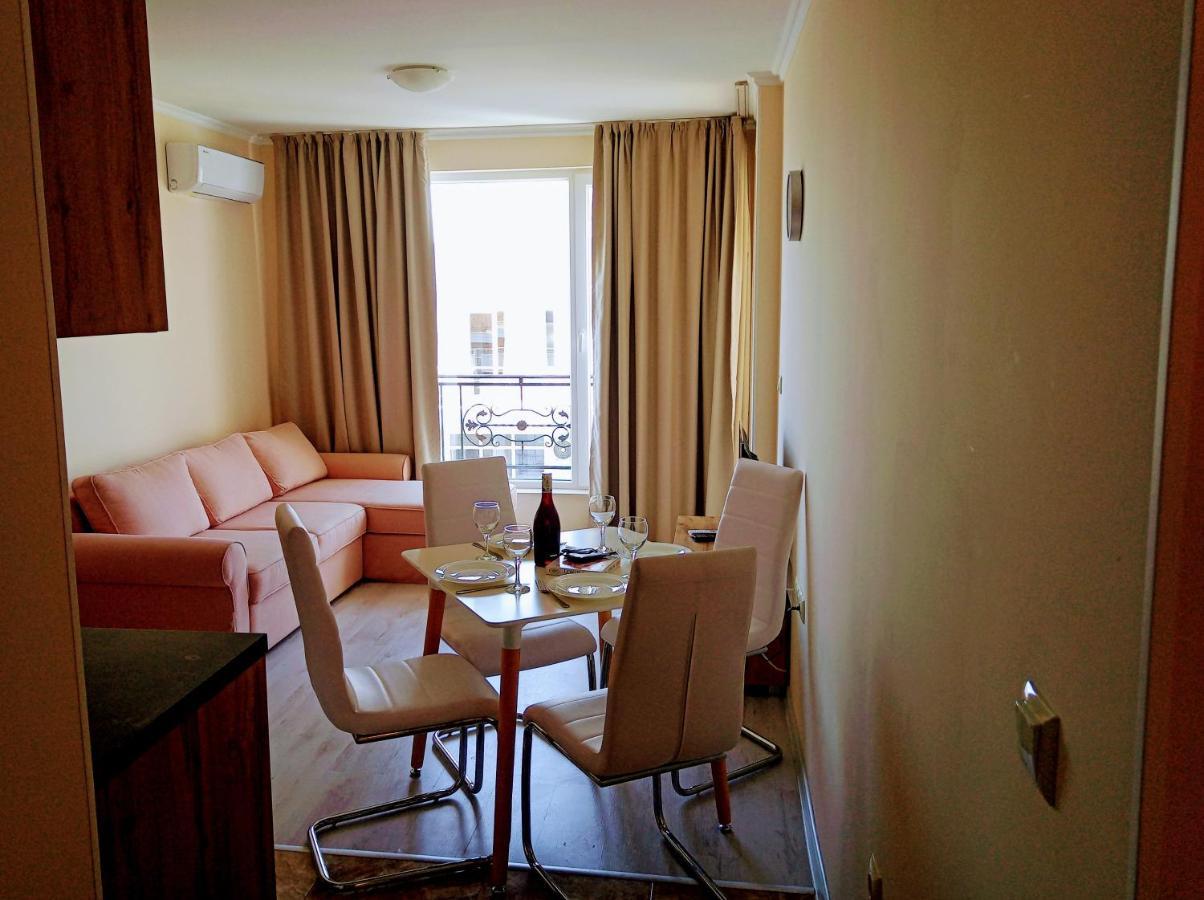 Private Apartament Sea View Sveti Vlas Apartment Екстериор снимка