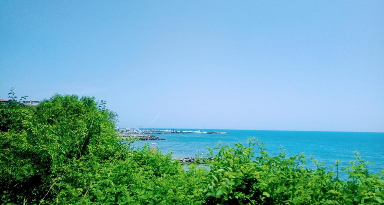 Private Apartament Sea View Sveti Vlas Apartment Екстериор снимка